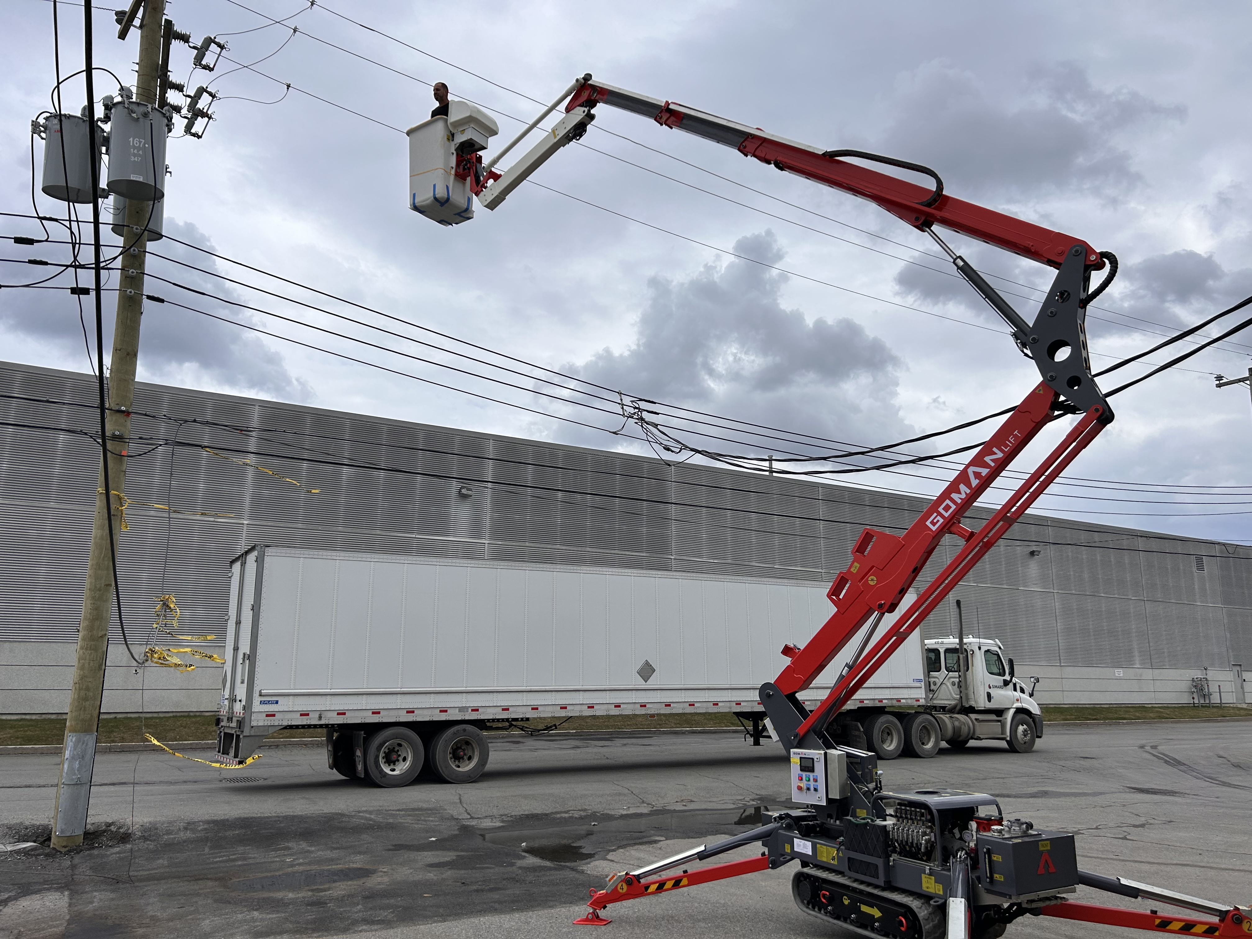18m Insulated Spider Lift | 10KV Insulated | CE/ANSI Certified