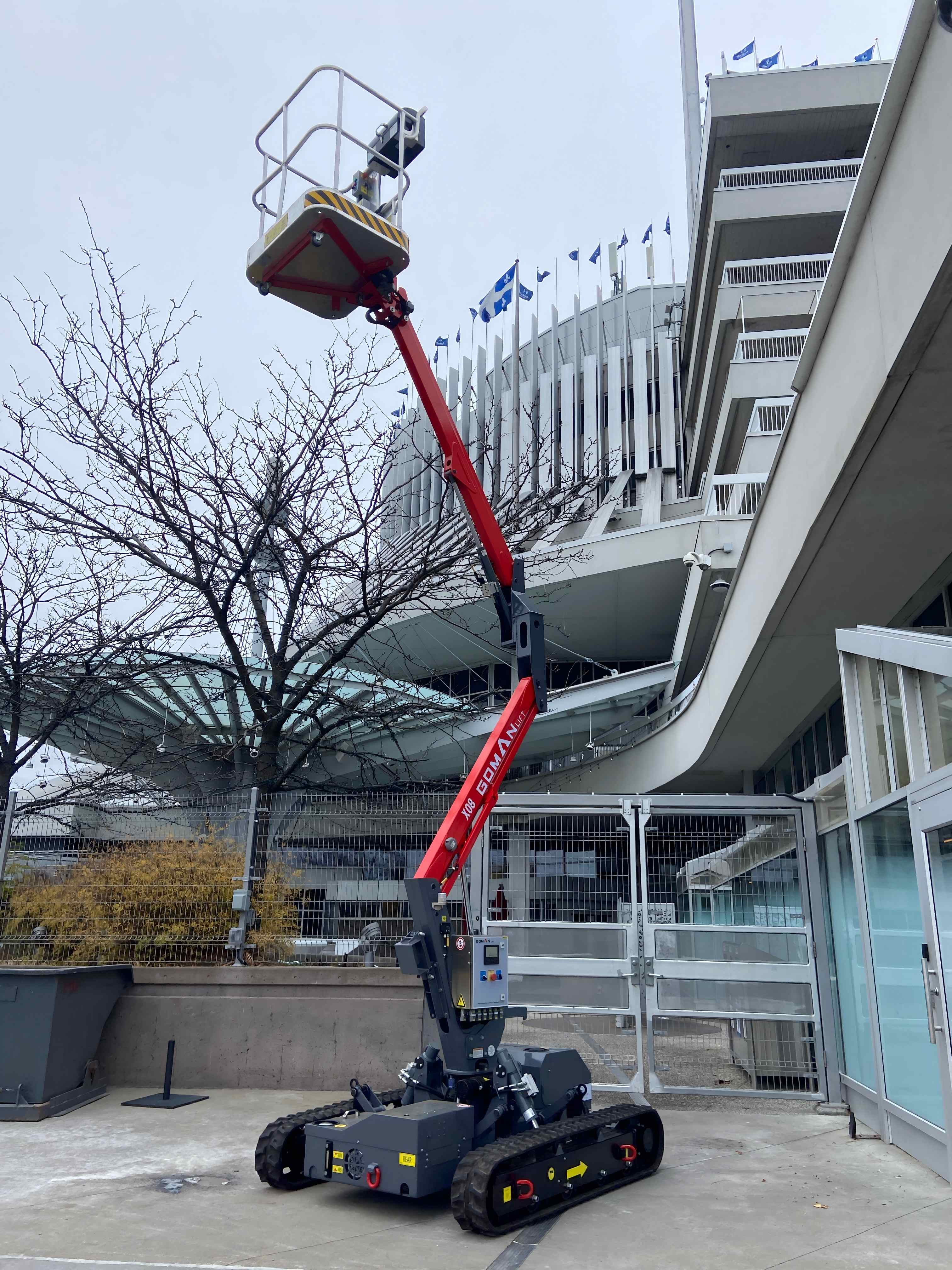 Articulated Crawler Lift Without Outriggers: The Future of Compact and Efficient Elevated Access